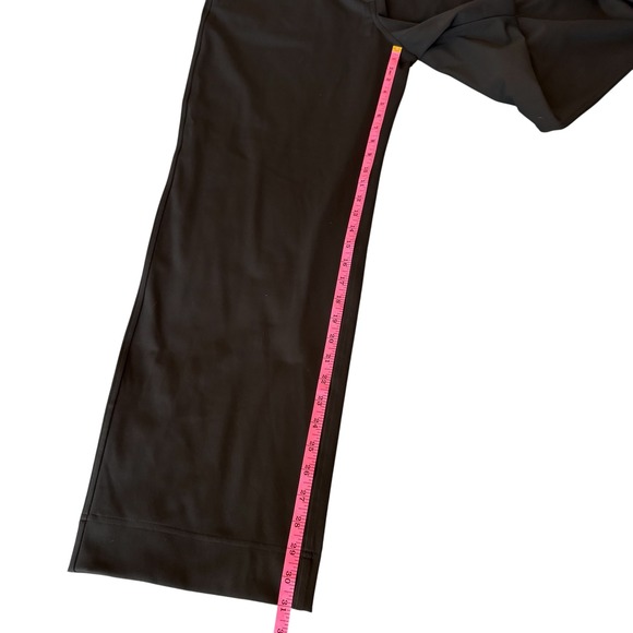 Lululemon Women's Black Luxtreme Mid Rise Straight Leg Trouser. Med W5FWWS EUC - Picture 8 of 12